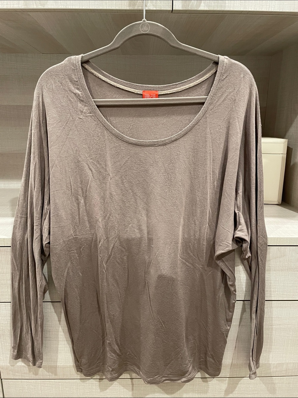 Feel The Piece Long Sleeve Scoop Neck Top in Taupe